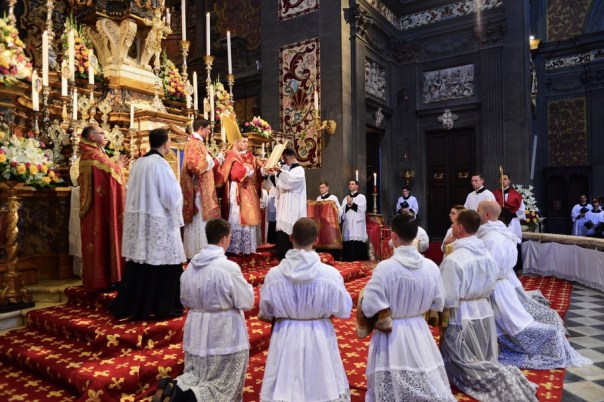 9F01E119-3307-4E28-AF90-13CAF3FC26B5